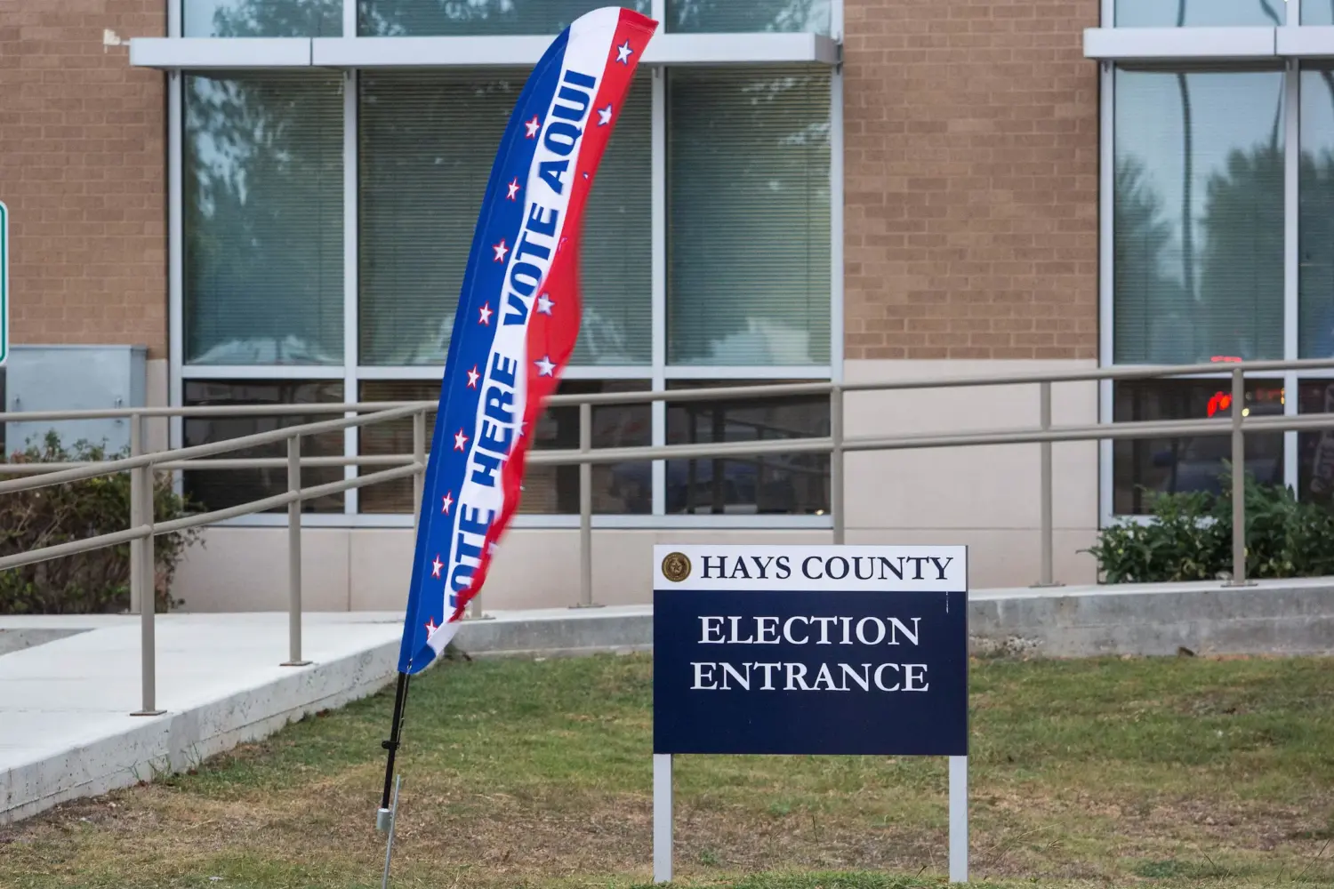 Texas Secretary of State sends 15,000 voter registrations to counties after software error